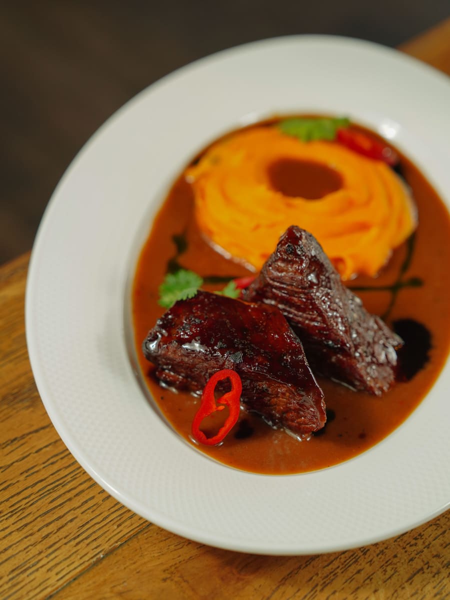 Roasted Meat in Sauce — Antigua and Barbuda
