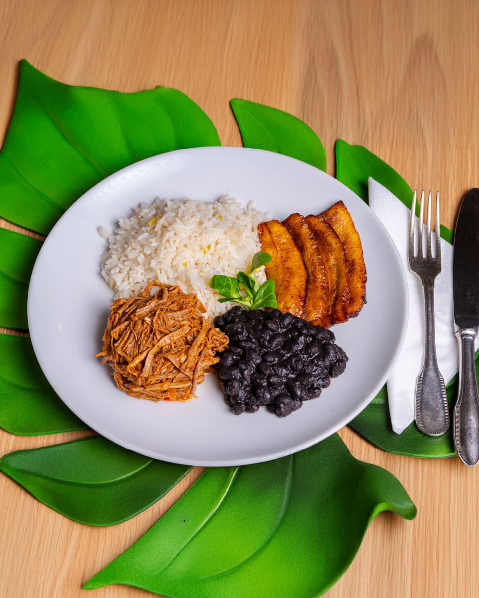Latin Cuisine on Leaf — Costa Rica