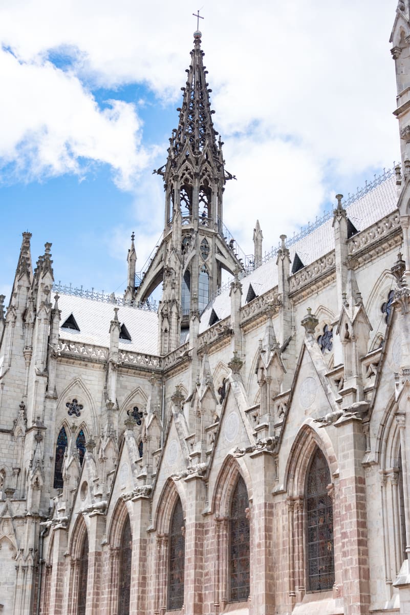 Basilica del Voto Nacional — Ecuador