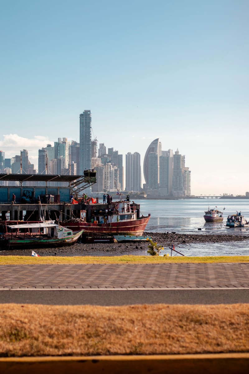 Seaside Promenade — Panama