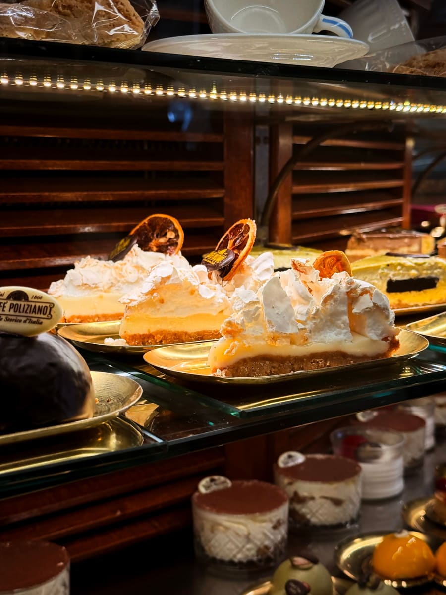 Italian Cakes — San Marino